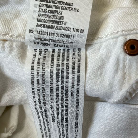 Abercrombie & Fitch White Mini Skirt with Tan Floral Embroidery - Picture 4 of 9